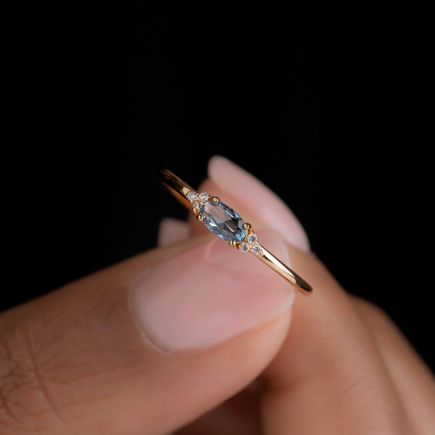Minimal Oval Cut ring - Teal Blue stone or Clear CZ Stone - Dainty Stacking Ring